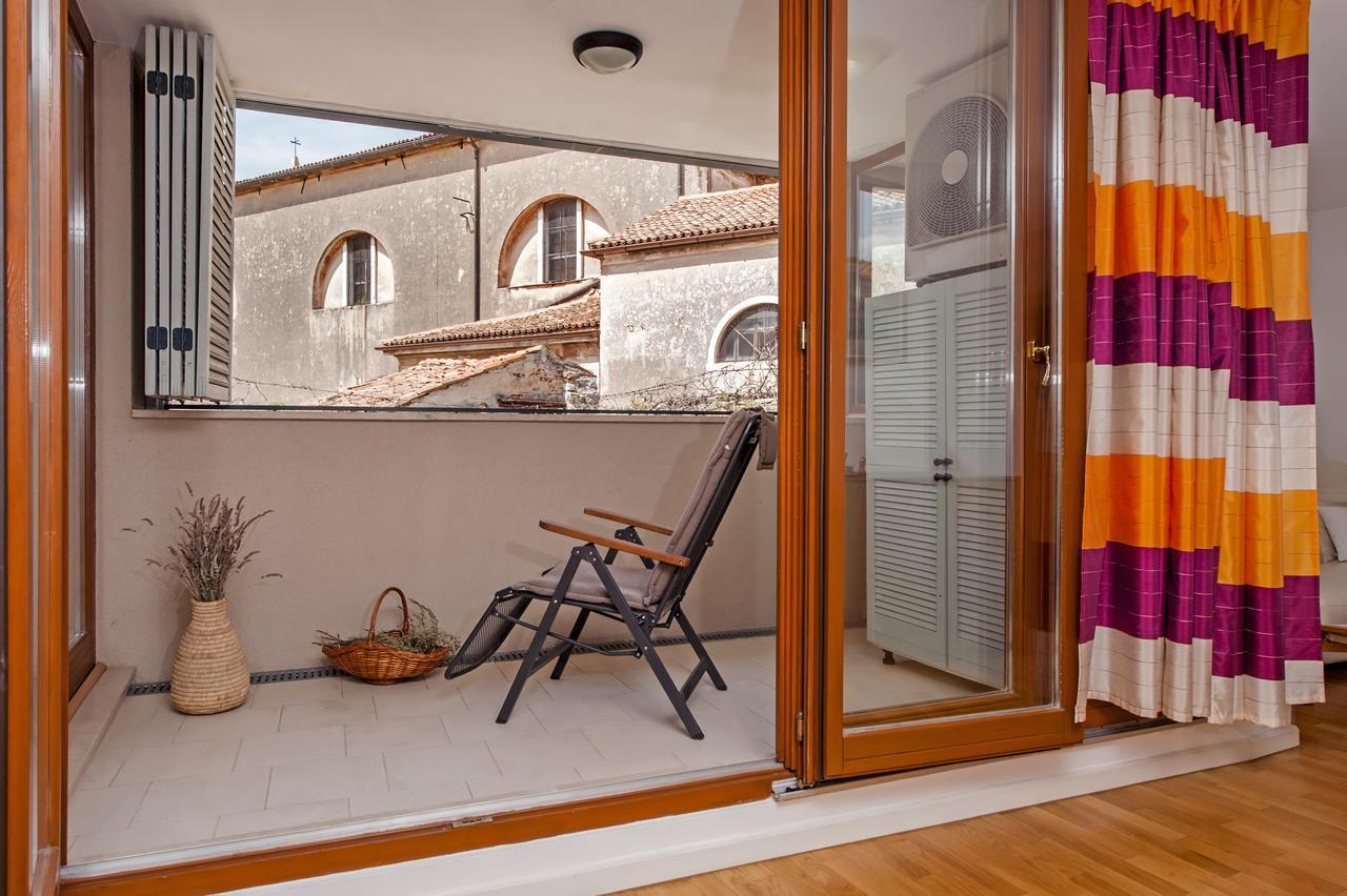 Apartment Campanile Ρόβινι Εξωτερικό φωτογραφία