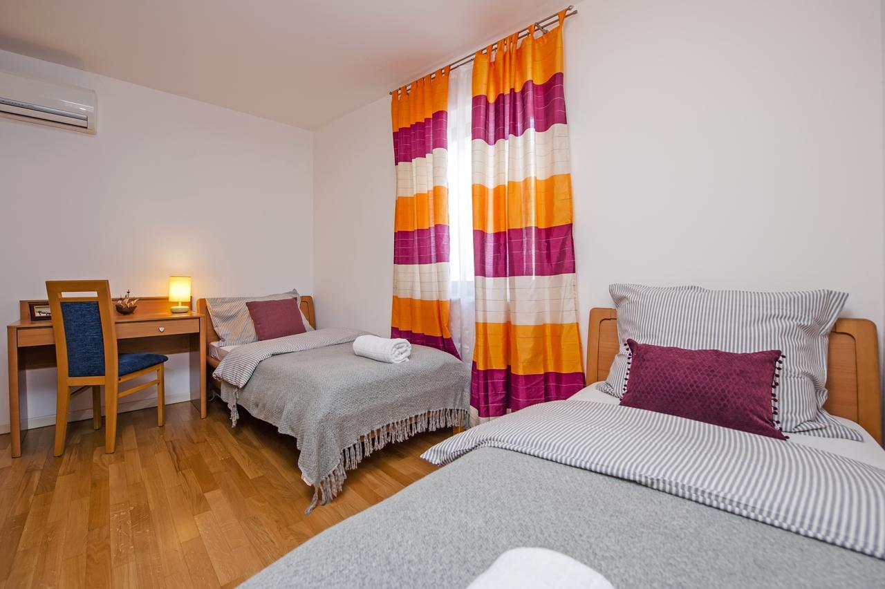 Apartment Campanile Ρόβινι Εξωτερικό φωτογραφία
