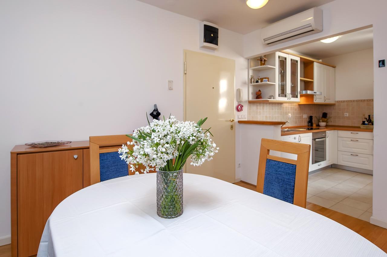 Apartment Campanile Ρόβινι Εξωτερικό φωτογραφία